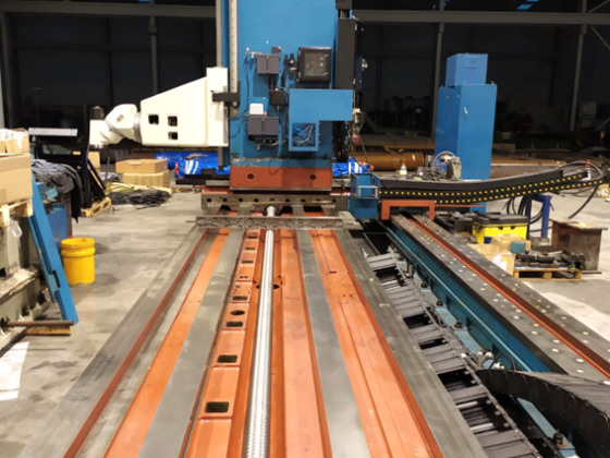 fraiseuses ANAYAK HVM9000